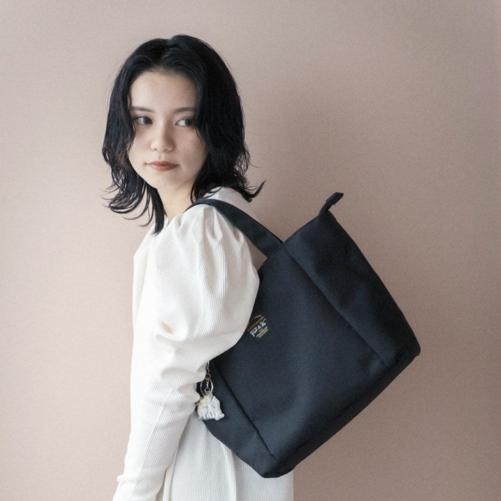 PAUL&JOE ACCESSOIRES 2WAYトートバッグ ワッペン・スリーキャッツ PJA