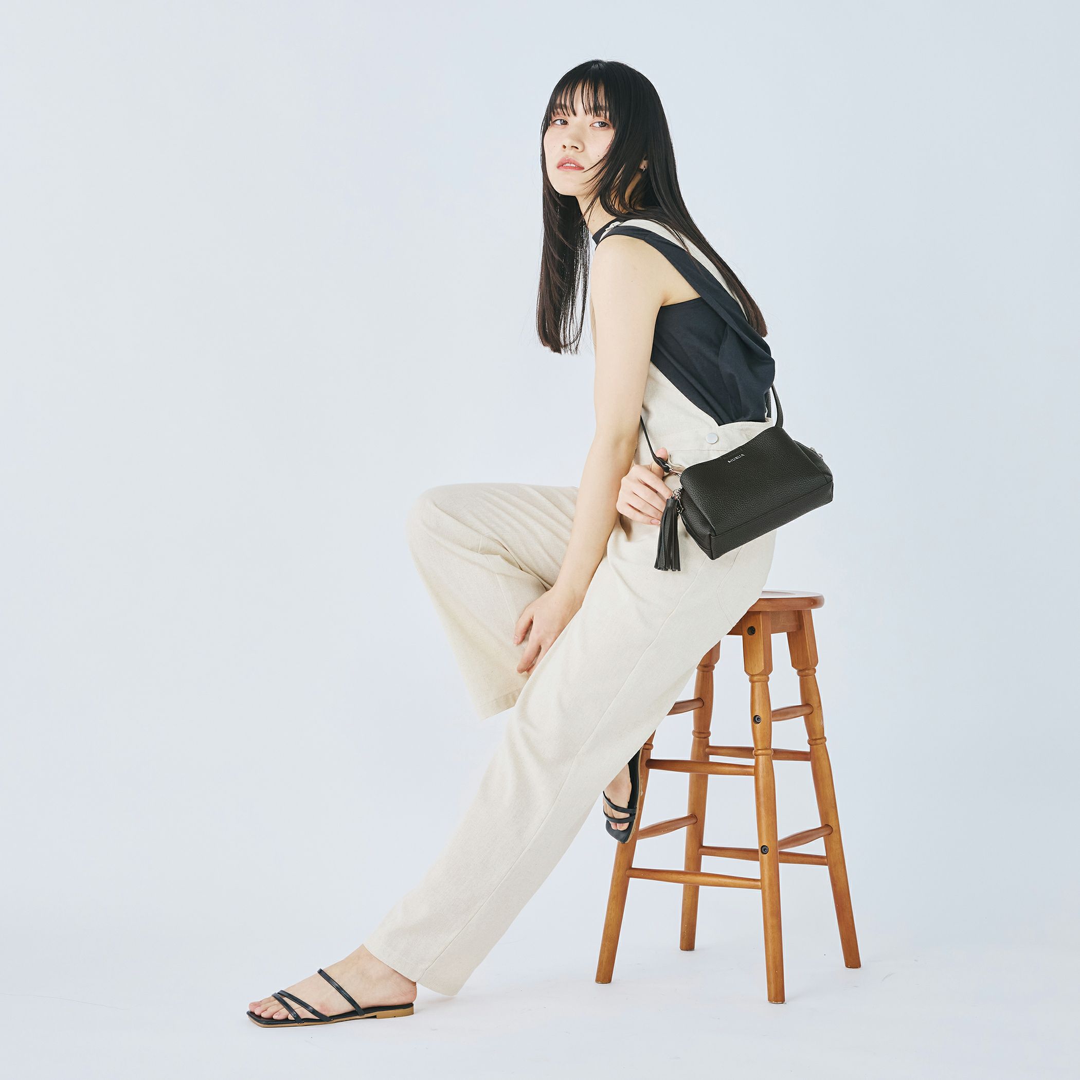 MURUA ミニショルダーバッグ MR-B1324 タッセル