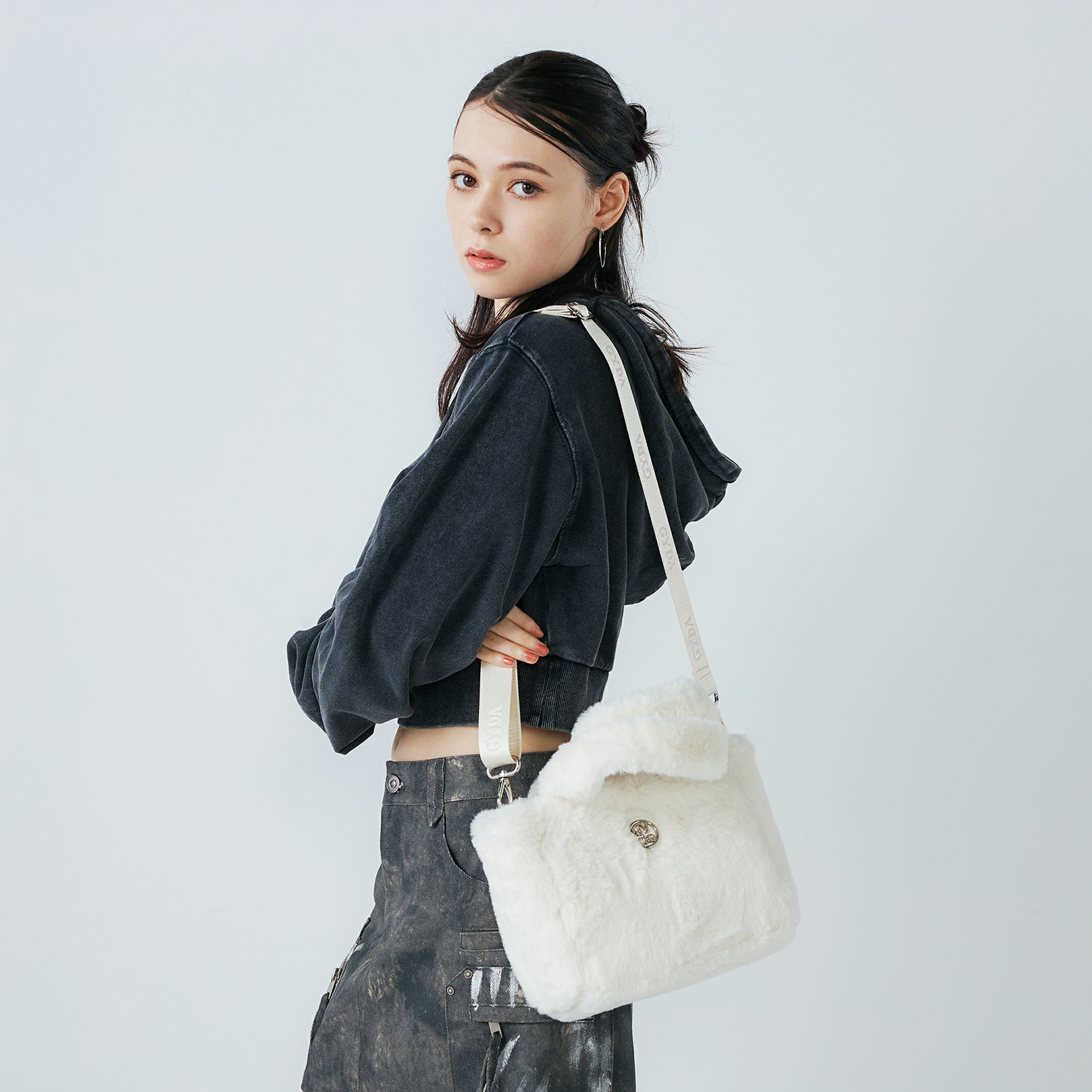 GYDA フェイクファーバッグ